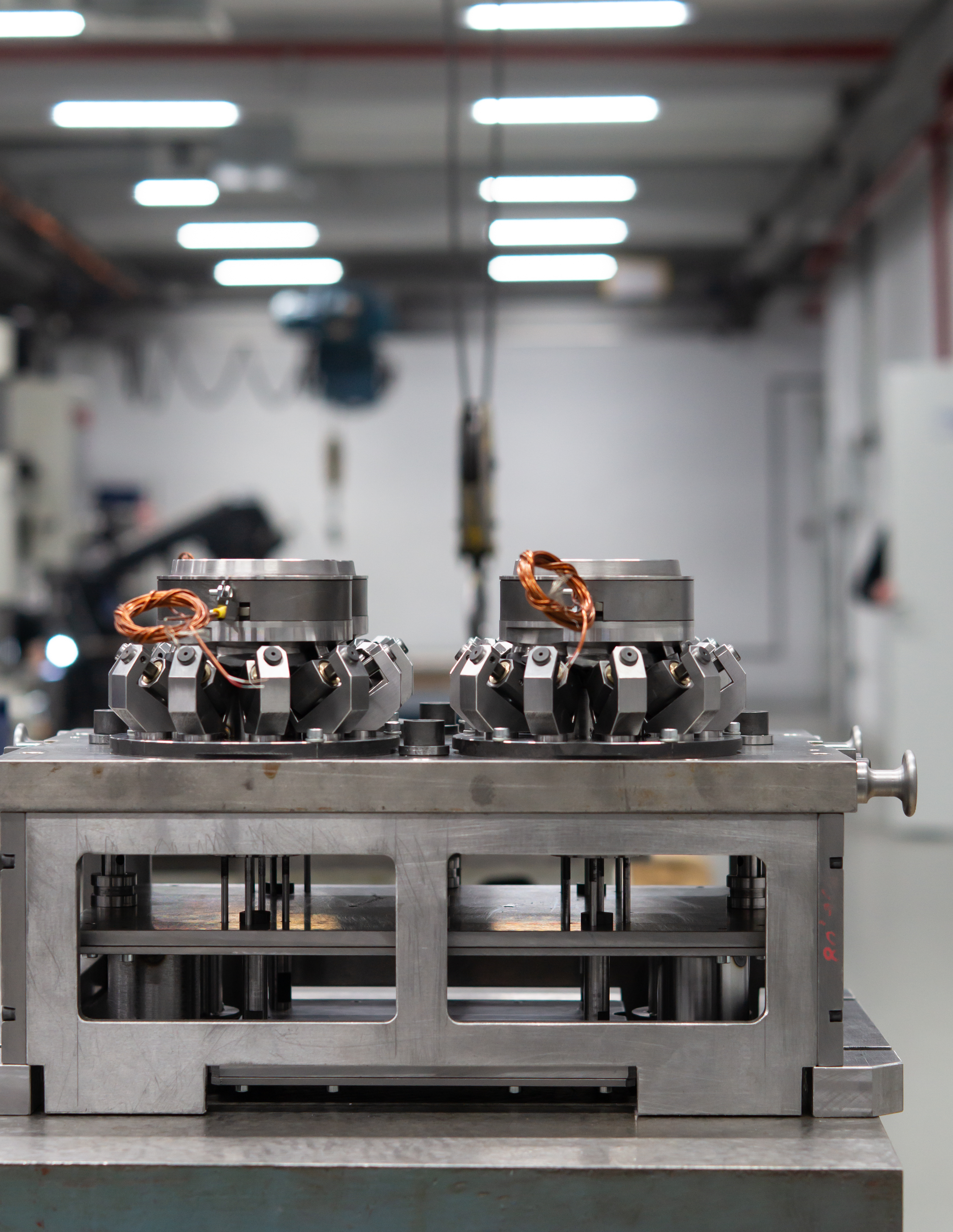 Стержневой ящик для формовки стержней из плакированной смеси