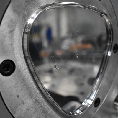 Горячеканальная пресс-форма для банок прессерв